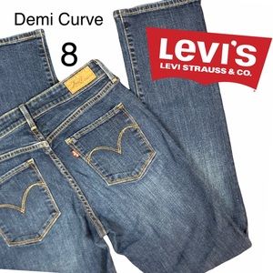 Levi’s Demi Curve Straight Leg Jeans size 8 🖤